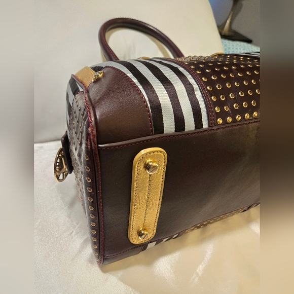 Henri Bendel Barrel Bag - Picture 10 of 14